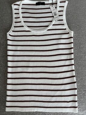 Tahari Top